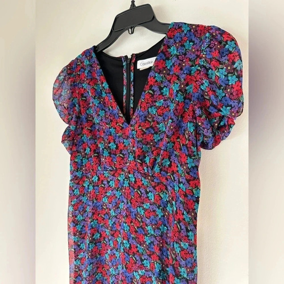 Calvin Klein Dress V-Neck Purple Red Chiffon Floral Cottage Flowy Romantic - Picture 5 of 9